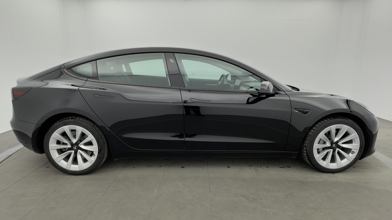 Tesla MODEL 3 Autonomie Standard Plus RWD — photo 6