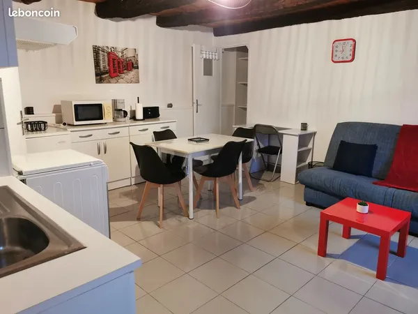 Loue studio meublé