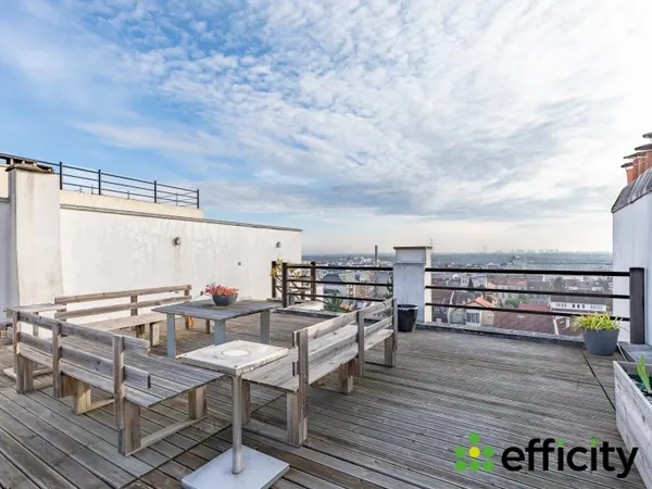 Maison 7 pièces 360 m²