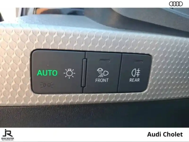Audi A1 sportback 30 tfsi 116 ch s tronic 7 — photo 43