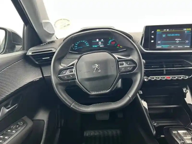 Peugeot 208 electrique 50 kwh 136ch — photo 31