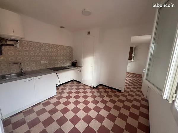 Studio 1 pièce 23 m²