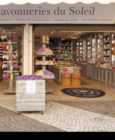 A vendre droit au Bail bel emplacement