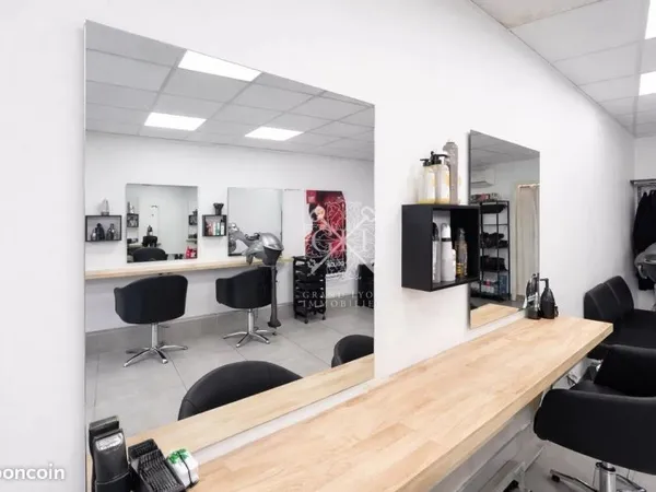 Fonds de commerce 64 m² Décines-Charpieu