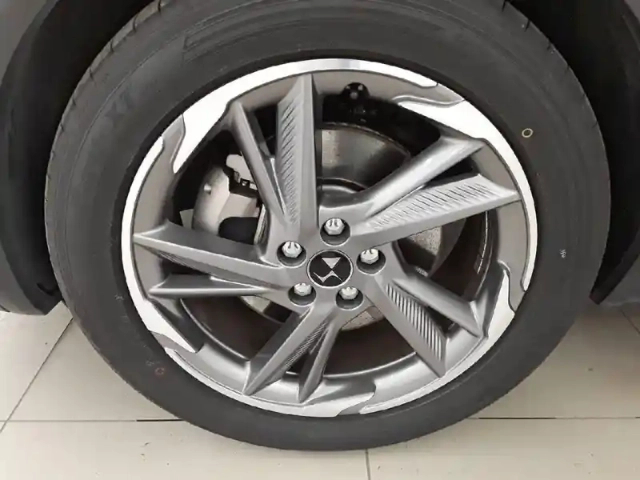 Ds Ds 7 ds7 crossback hybride e-tense 225 eat8 — photo 57