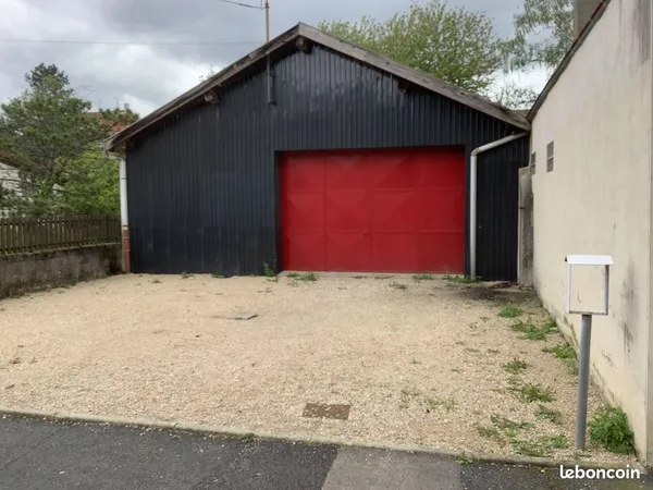 Local d'activité, stockage, entrepôt, garage