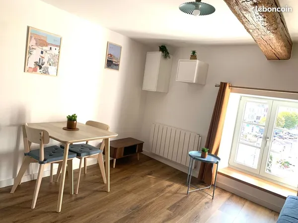 Studio meublé à louer à Voiron