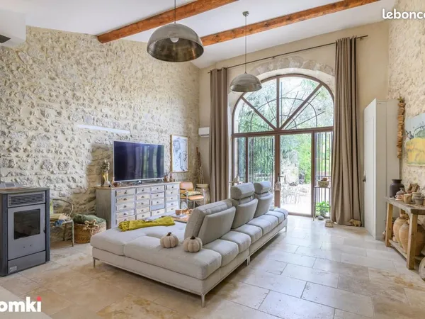 Maison 4 pièces 140 m²