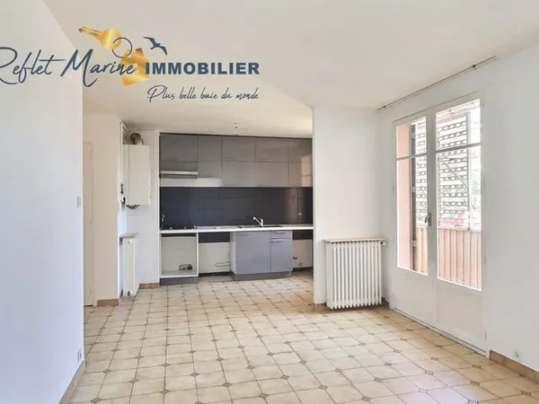 Appartement type 3 quartier La Marine à LA CIOTAT