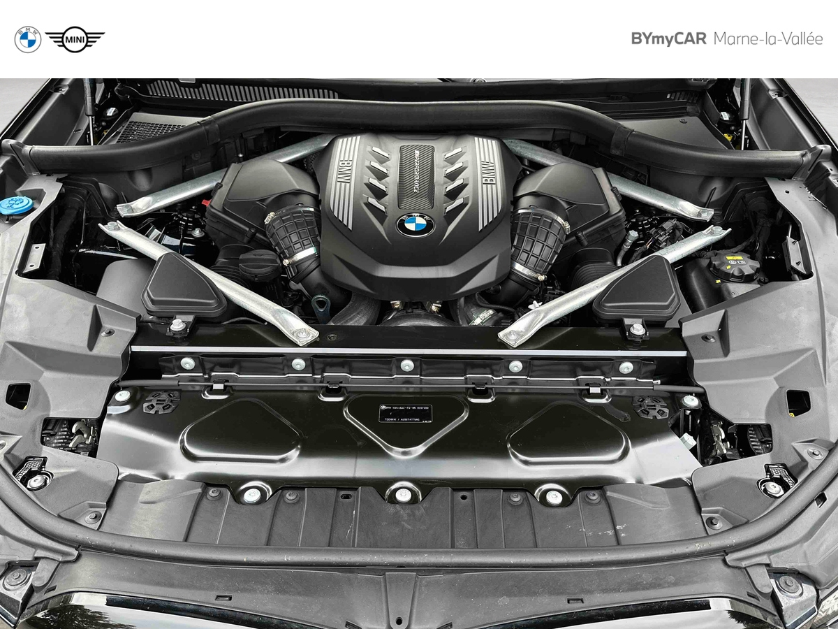 BMW X6 M50i 530 ch BVA8 — photo 17