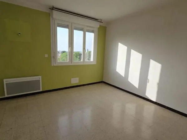 Studio 1 pièce 27 m²