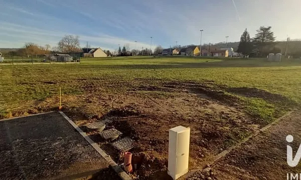 Terrain 919 m²