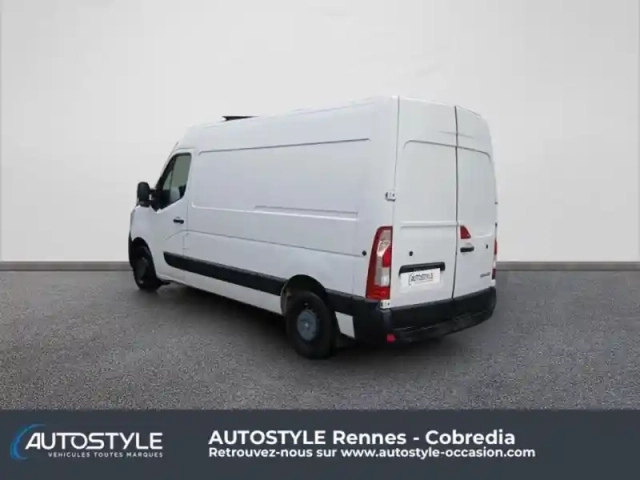 Renault Master fg f3500 l2h2 2.3 dci 180ch energy grand confort bvr6 e6 — photo 3
