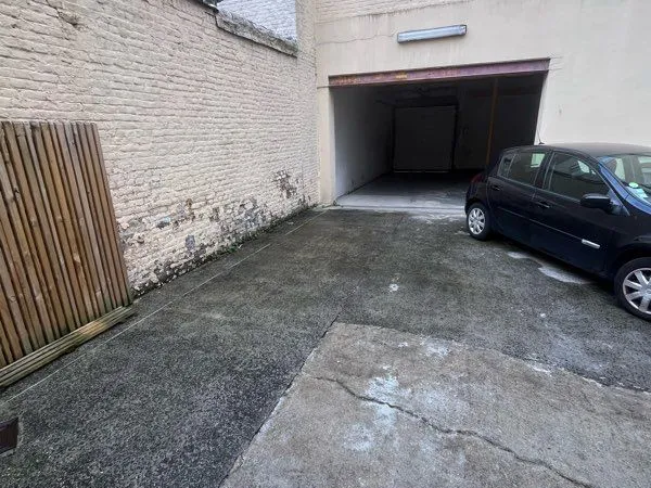 Parking à louer à deux minutes de la catho de Lille