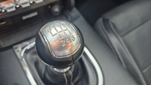 Ford Mustang 5.0 V8 421 - Gt Fastback – 2016 – 130115 km – Essence – Boîte Manuelle — photo 2