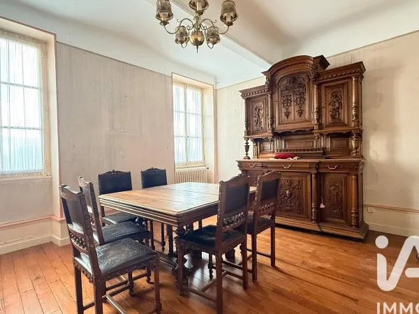 Maison 9 pièces 290 m²