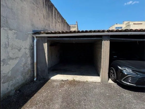 Garage box
