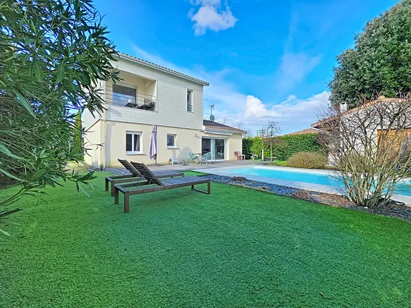 Maison 6 pièces 143 m²