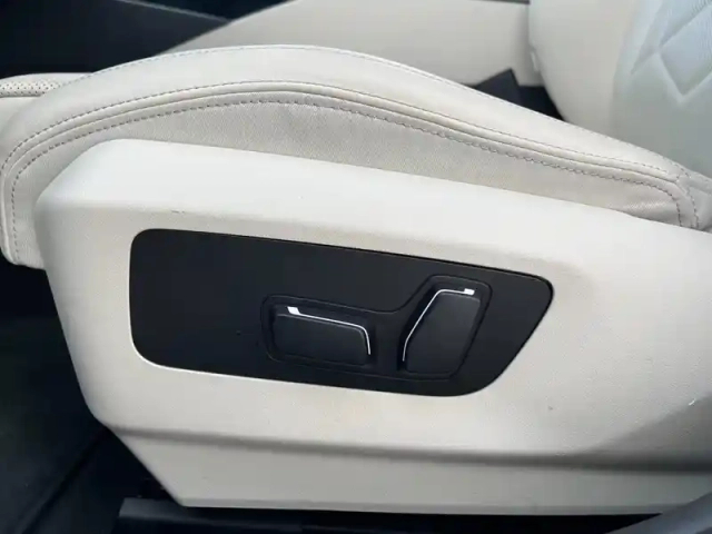Bmw Serie 5 série 5 touring i5 340ch m sport edrive40 — photo 31