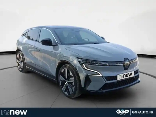 Renault Megane e-tech electric ev60 220ch iconic super charge — photo 7