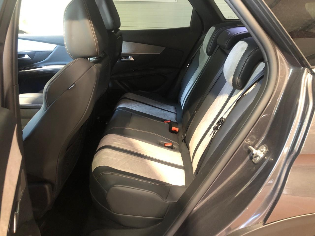 Peugeot 3008 hybrid 225 e-eat8 gt — photo 10