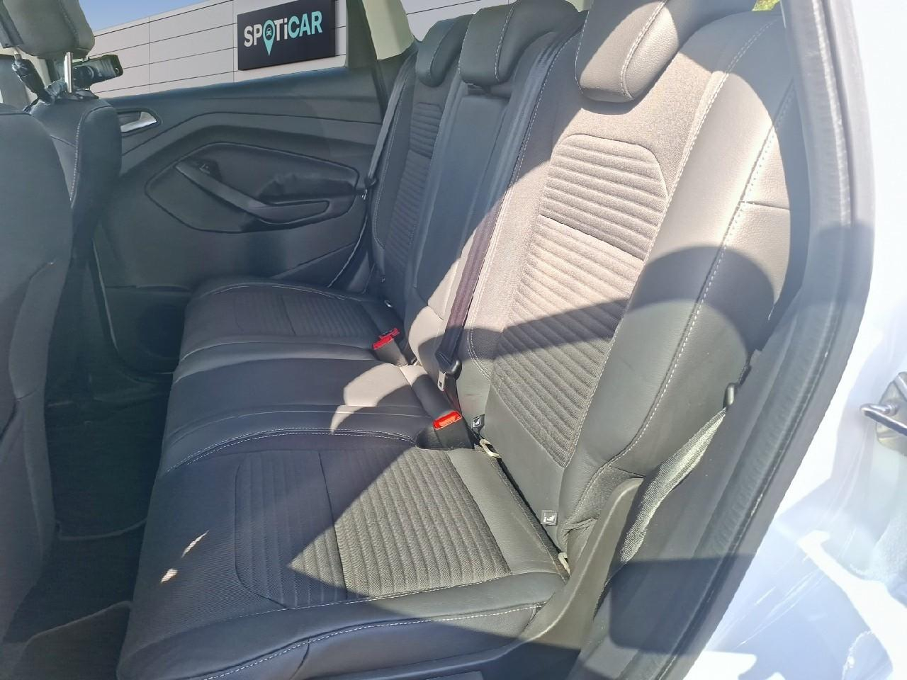 Ford Kuga 1.5 tdci 120ch stop&start executive 4x2 powershift — photo 10