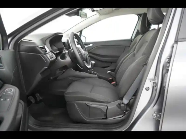 Renault Clio 1.0 tce 90ch equilibre — photo 15