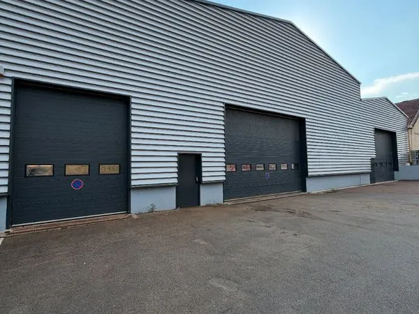 Local 5849 m² ROCHECHOUART