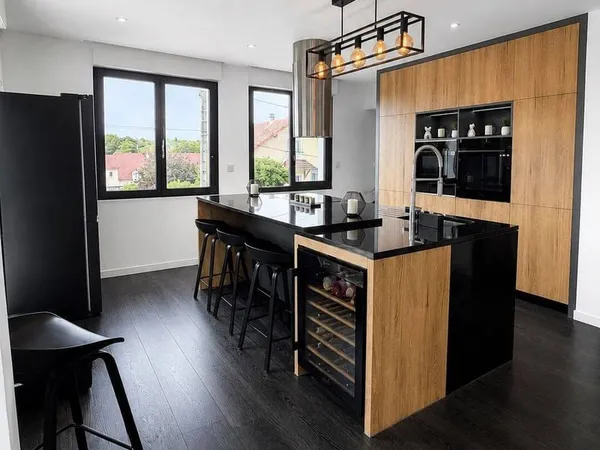 Maison 6 pièces 155 m²