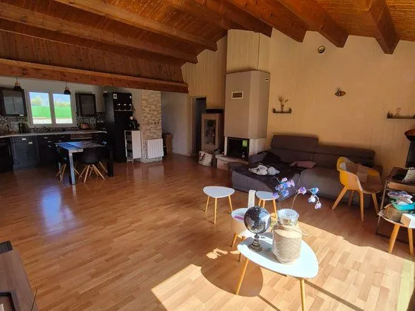 🏡 Maison plain-pied 104 m² - 3 ch - Garage 35 m² - Briques - 5 min mer