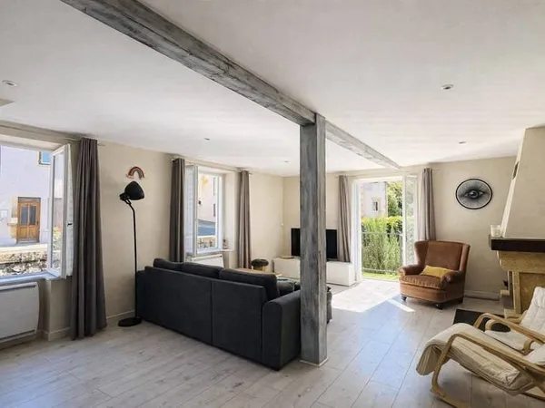 Maison 3 pièces 104 m²