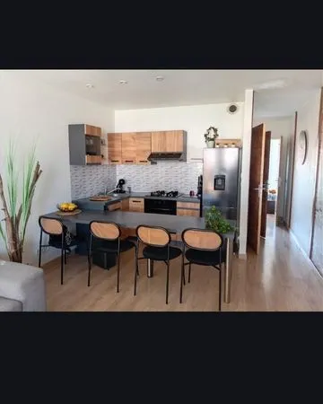 Appart T2 rénové meublé terrasse