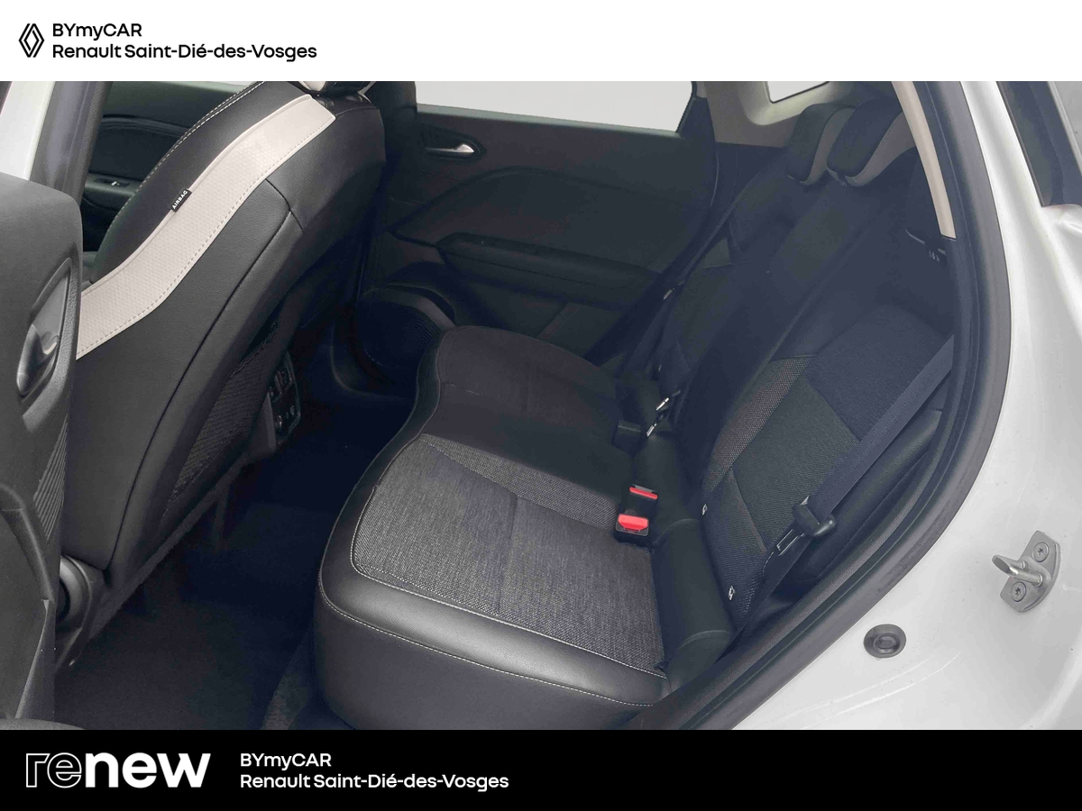 Renault Captur E-Tech full hybrid 145 — photo 12