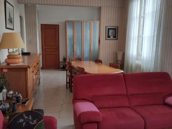Appartement 5 piéces 92m2 idéalement placé