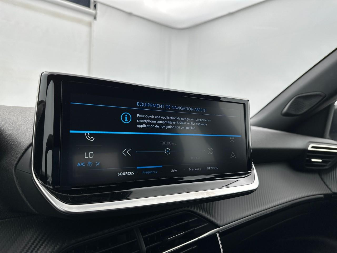 Peugeot 2008 100 s&s bvm6 style — photo 13