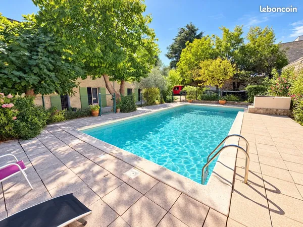 Maison 12 pièces 350 m²