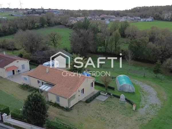 Maison plain pied avec 3 chambres et grand jardin