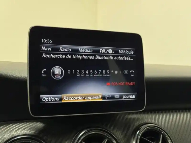 Mercedes Gla 180 intuition — photo 12