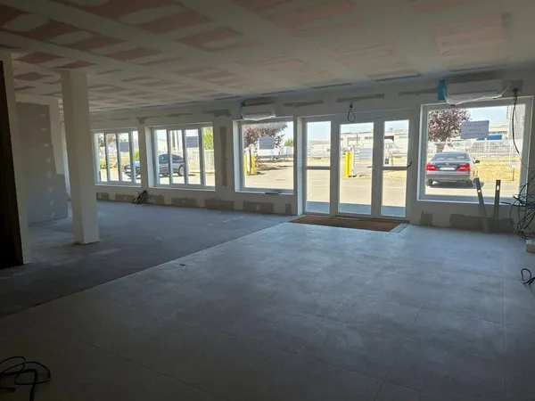 Local d'activité 300 m²