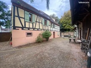 Local 4 pièces 63 m²