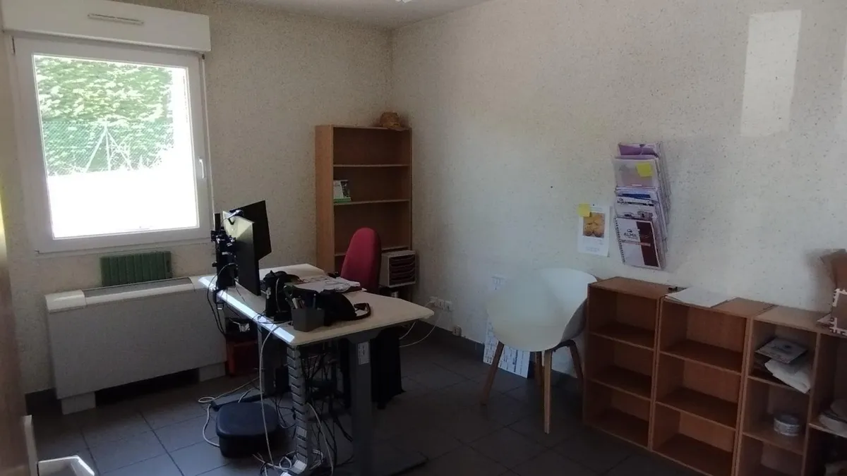 Photo 8