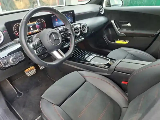 Mercedes Classe A 180 d amg line — photo 40
