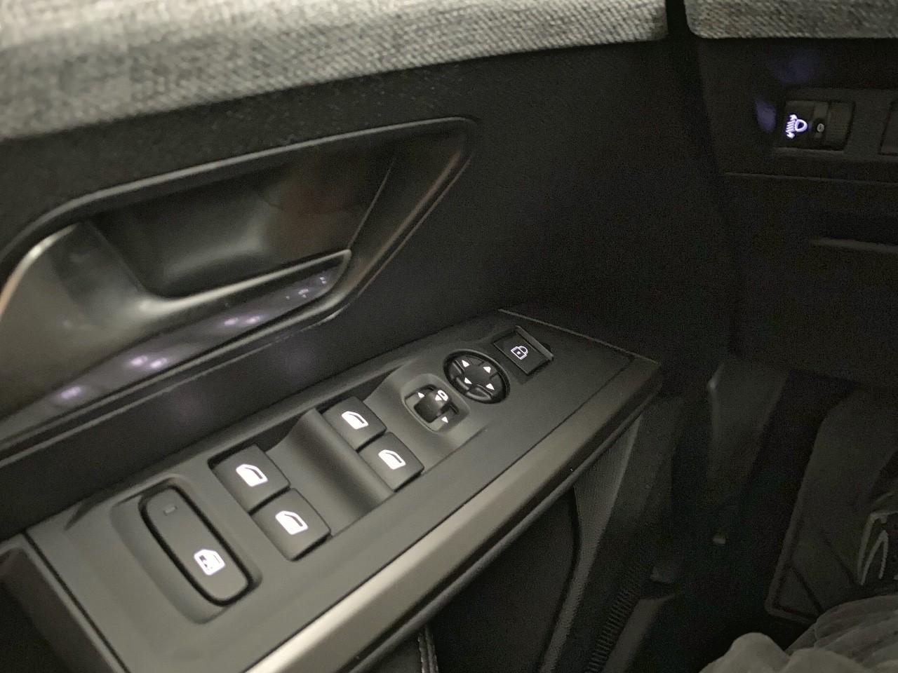 Peugeot 3008 electrique 210 ch 73 kwh allure — photo 20