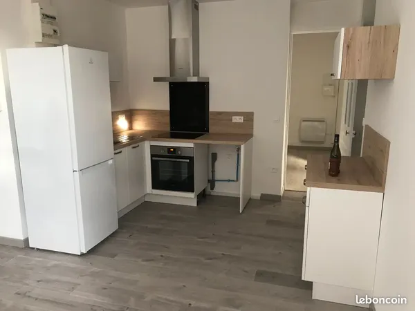 Appartement T2 (43m2) avec Terrasse et terrain commun (2200m2)