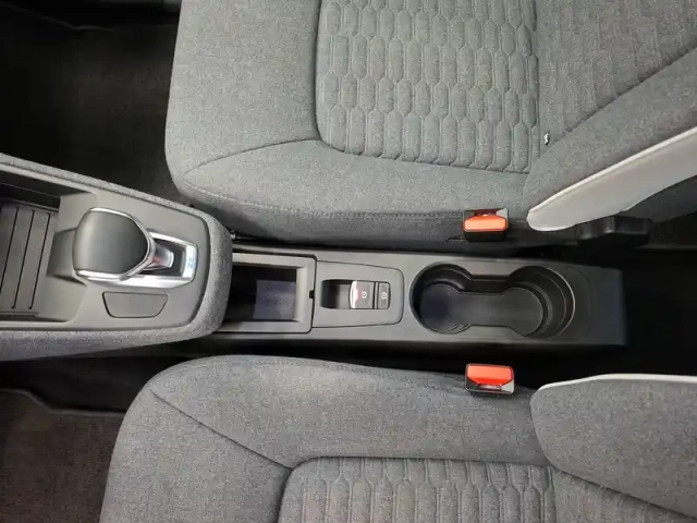 Renault Zoé zoe r110 - 22b — photo 21