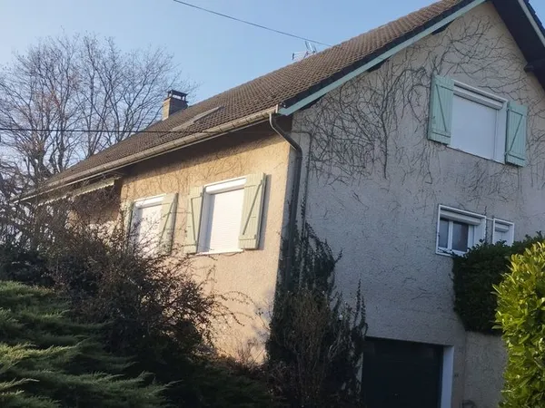 Maison 290 m² - 6 chambres + possibilité 7 - Terrain 1 490 m² piscinable - Proche Lyon