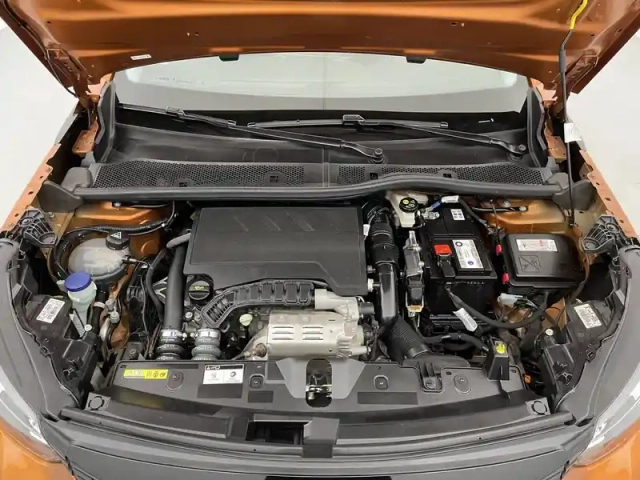 Peugeot 2008 puretech 100 s&amp;s bvm6 — photo 103