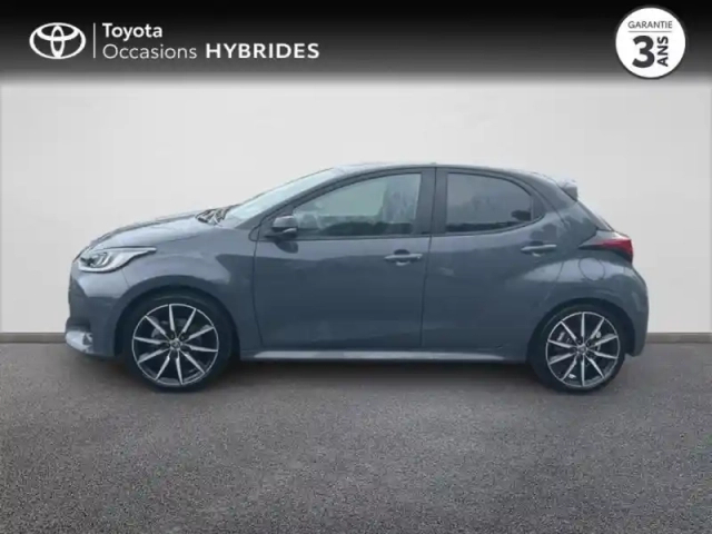 Toyota Yaris 130h gr sport 5p my25 — photo 3