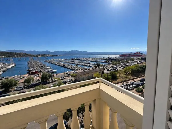Appartement 3 pièces 84 m²