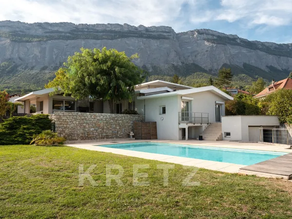 Maison d'architecte Biviers, grand terrain au calme